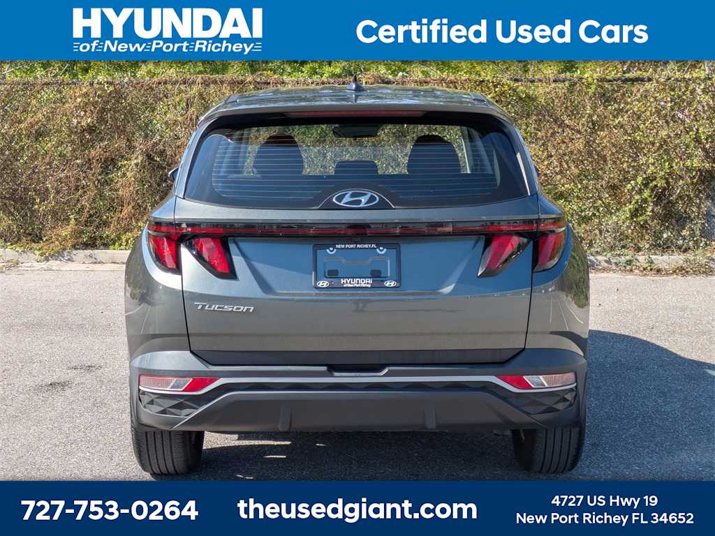 Thumbnail: 2022 Hyundai Tucson - 4