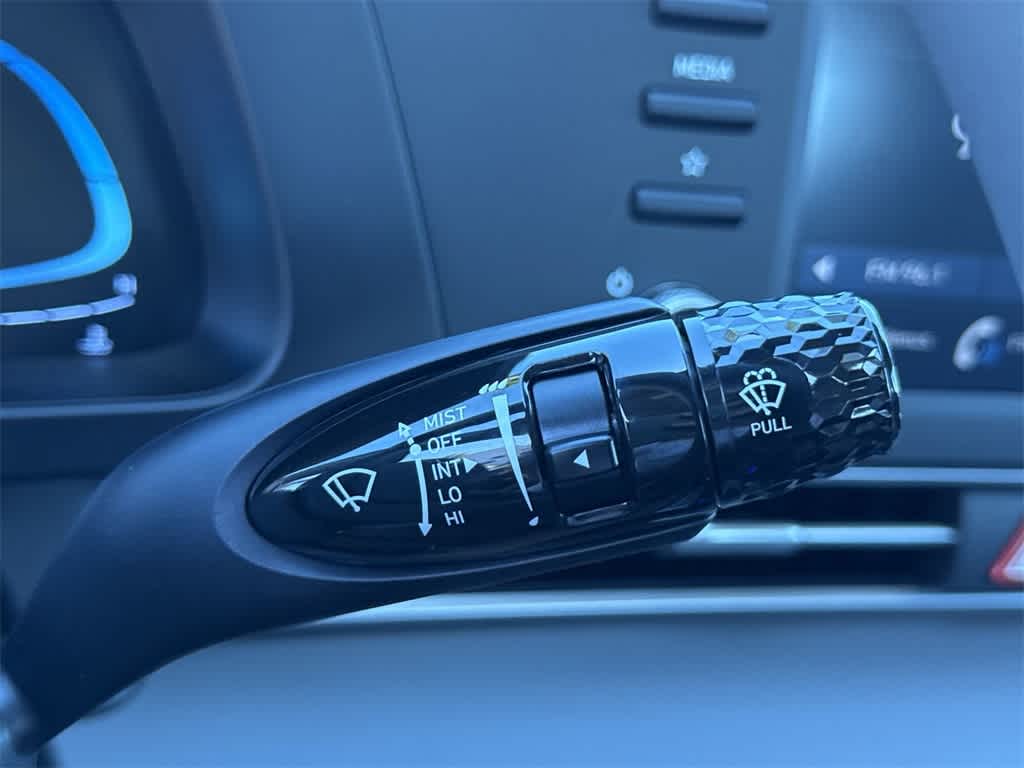 Thumbnail: 2025 Hyundai Elantra - 24