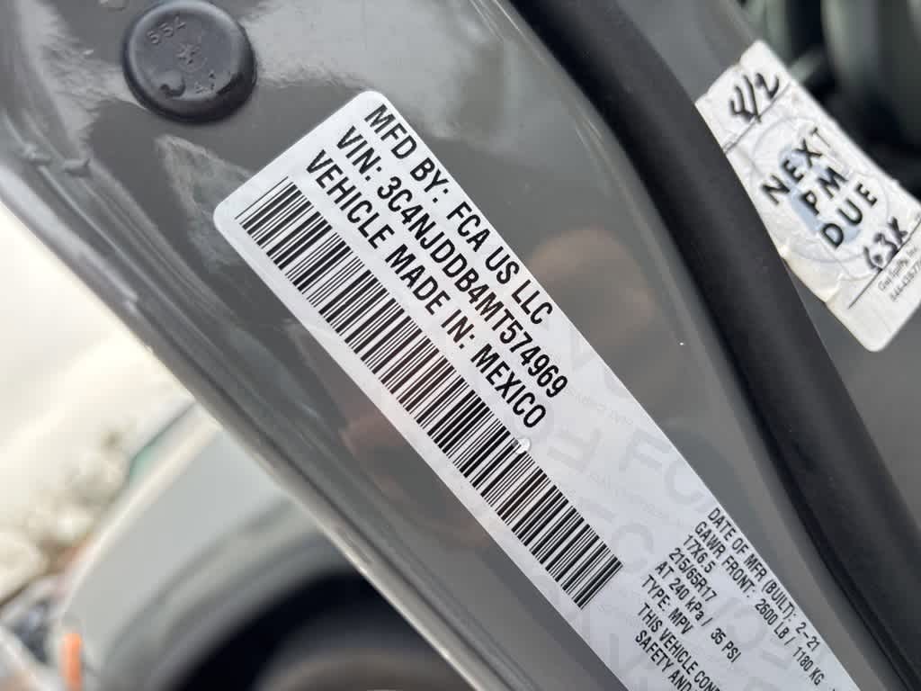 Thumbnail: 2021 Jeep Compass - 14