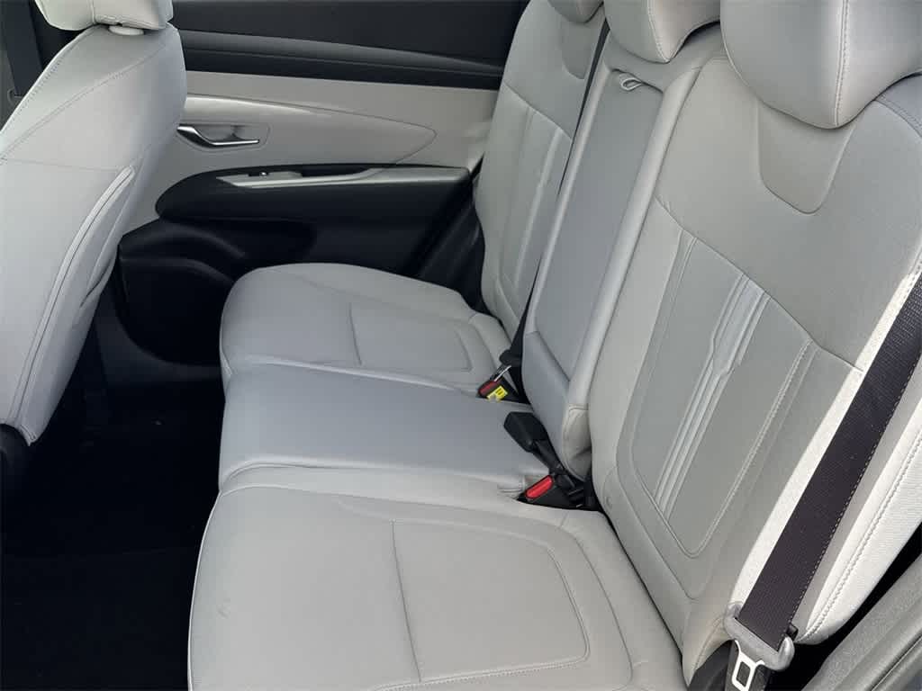2025 Hyundai Tucson SEL 17