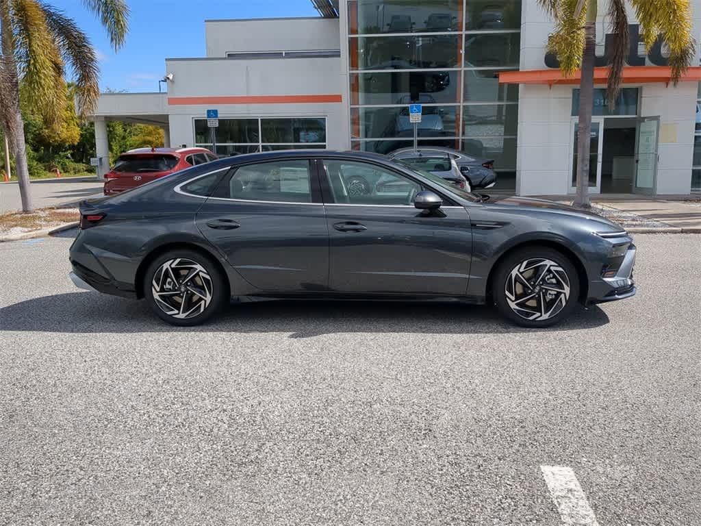 Thumbnail: 2026 Hyundai Sonata - 8