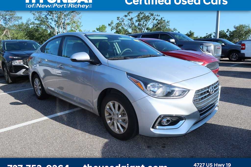 Thumbnail: 2022 Hyundai Accent - 4