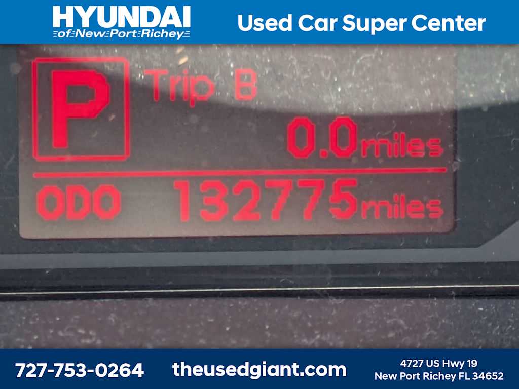 Thumbnail: 2011 Kia Sportage - 11