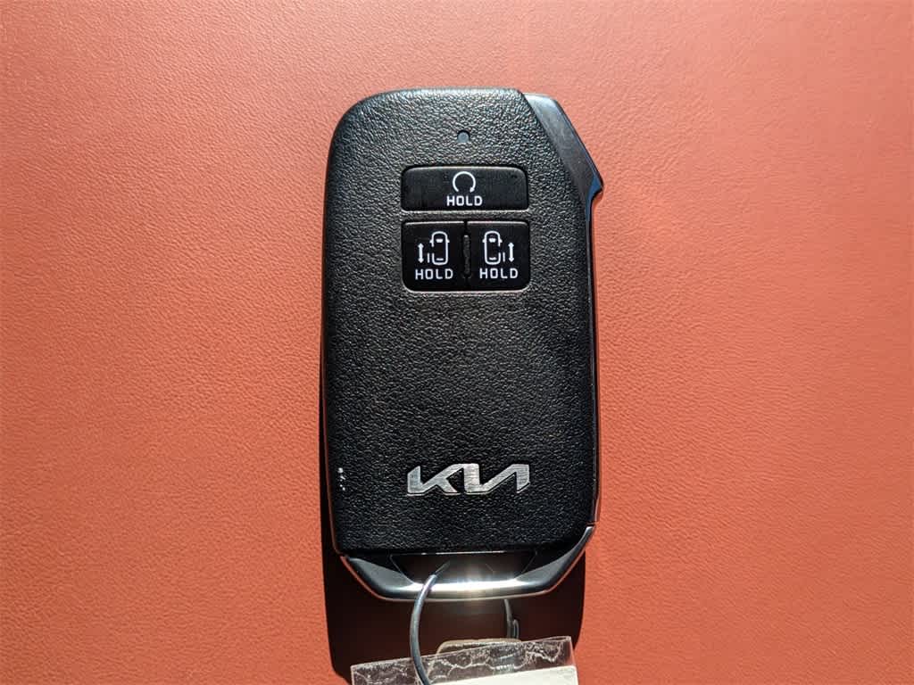 Thumbnail: 2023 Kia Carnival - 45