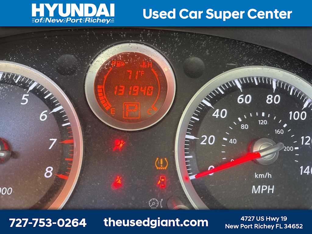 Thumbnail: 2010 Nissan Sentra - 12