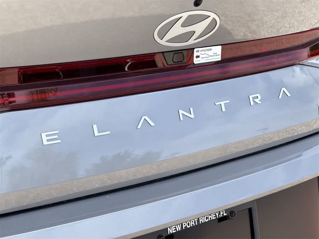 Thumbnail: 2025 Hyundai Elantra - 11