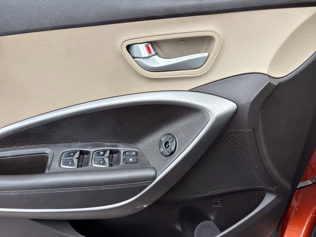 Thumbnail: 2014 Hyundai Santa Fe - 10