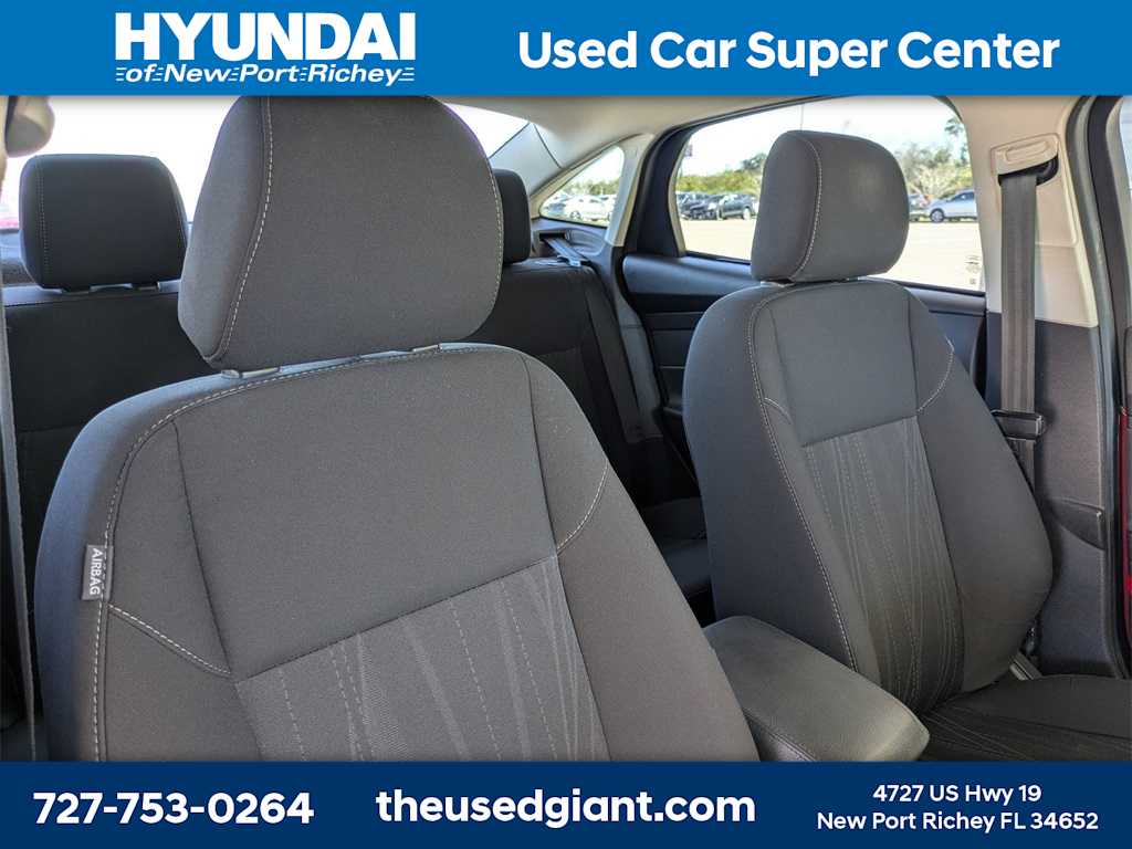 Thumbnail: 2016 Ford Focus - 6