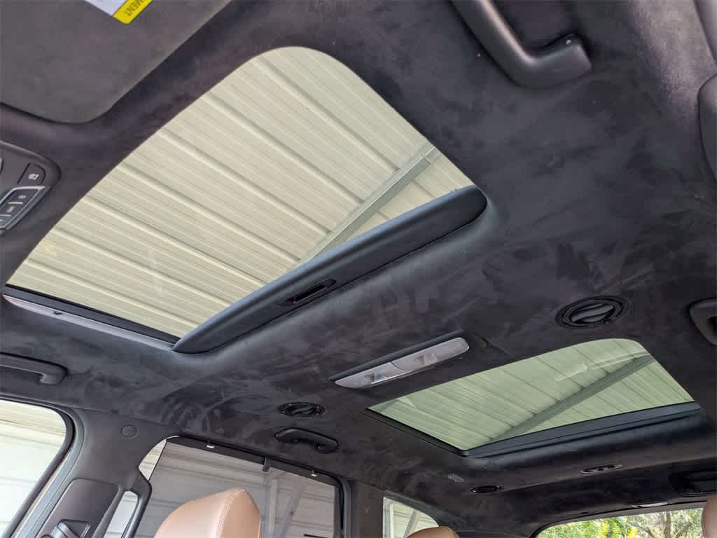 Thumbnail: 2021 Kia Telluride - 32