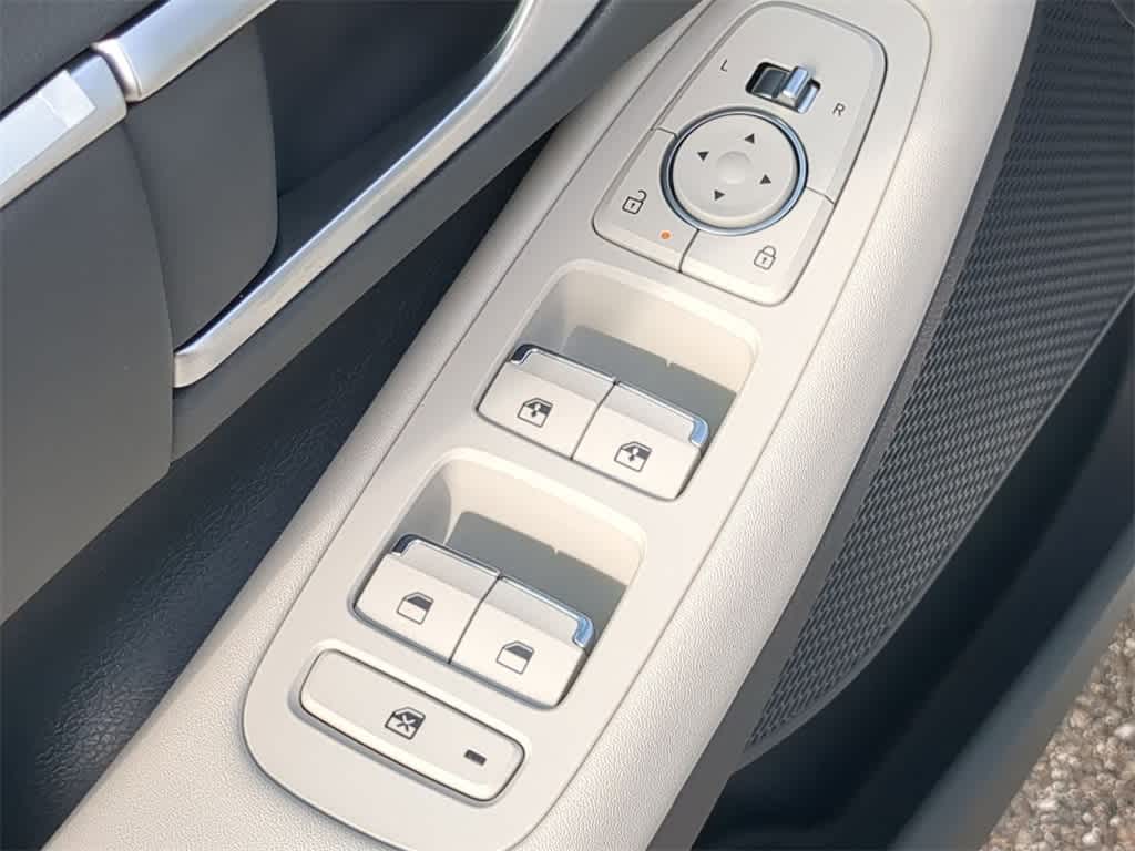 Thumbnail: 2025 Hyundai Sonata - 17