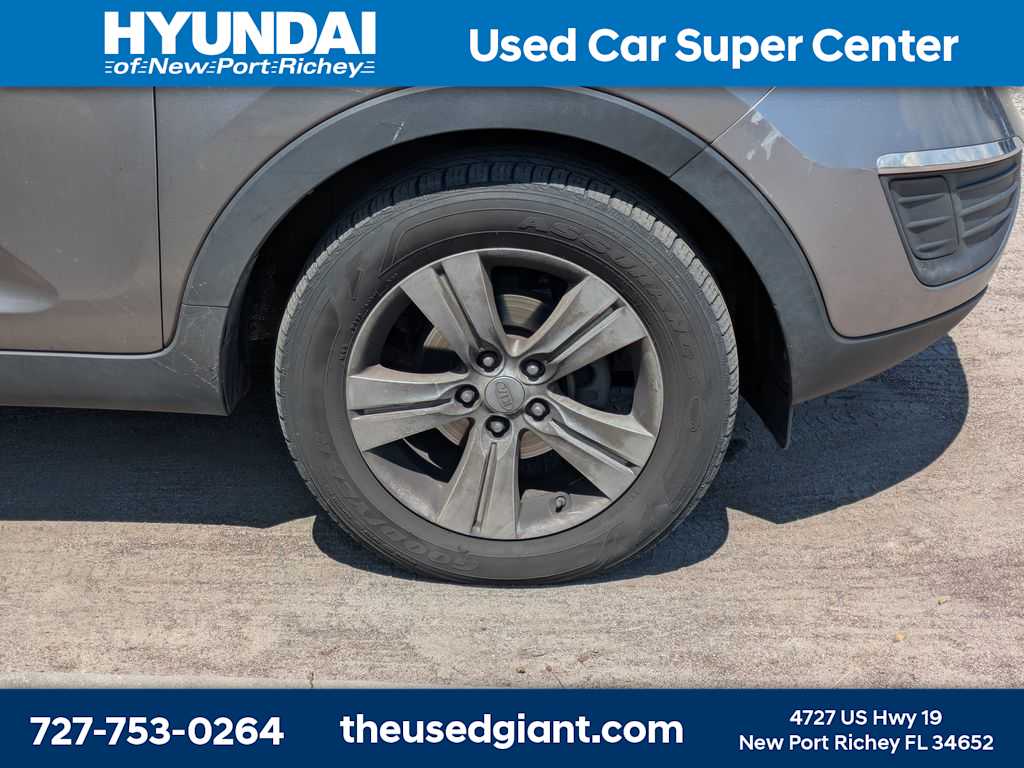 Thumbnail: 2011 Kia Sportage - 5