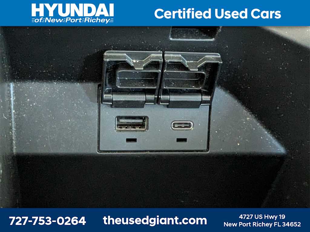 Thumbnail: 2022 Toyota Camry - 29