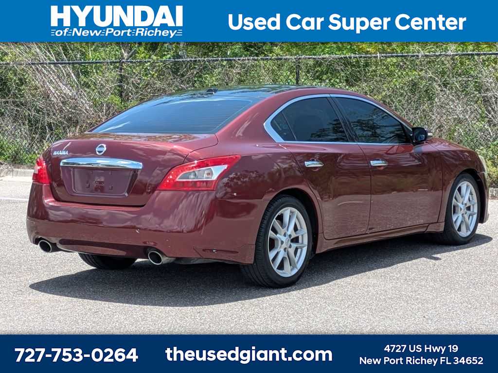 Thumbnail: 2011 Nissan Maxima - 5
