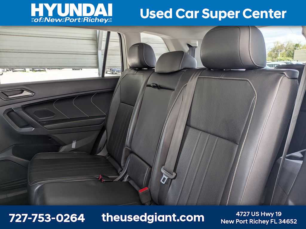 Thumbnail: 2022 Volkswagen Tiguan - 16