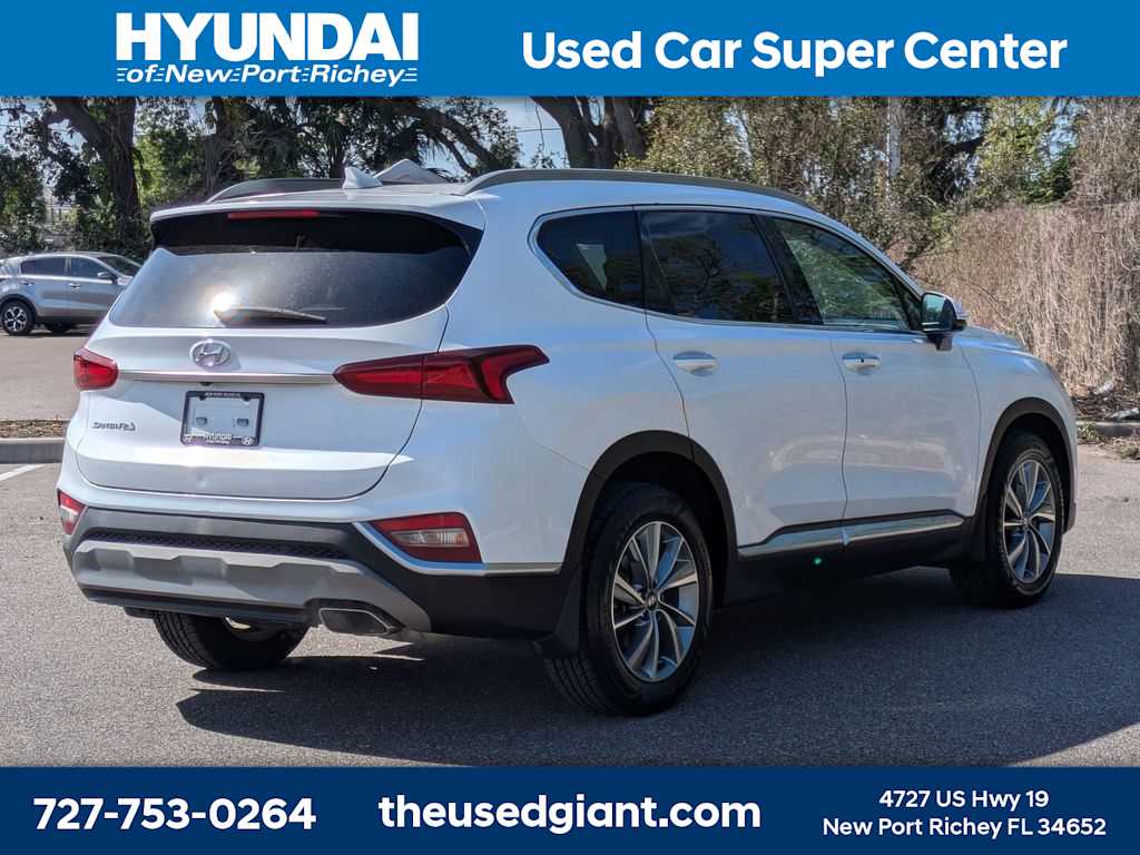 Thumbnail: 2019 Hyundai Santa Fe - 5