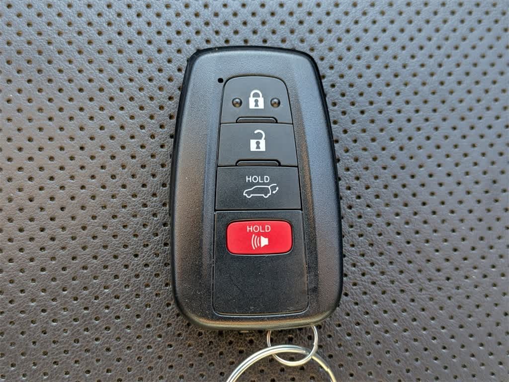 Thumbnail: 2019 Toyota RAV4 - 43