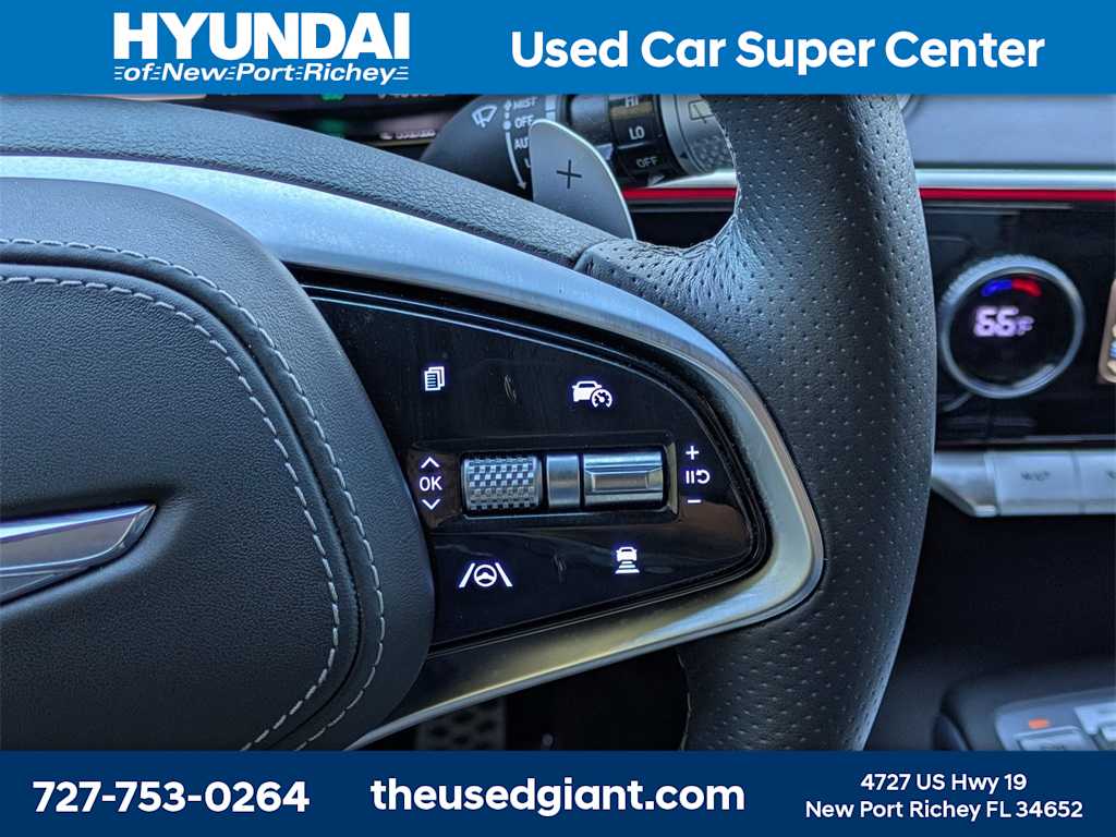 Thumbnail: 2022 Genesis GV70 - 41