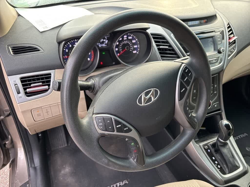Thumbnail: 2014 Hyundai Elantra - 10