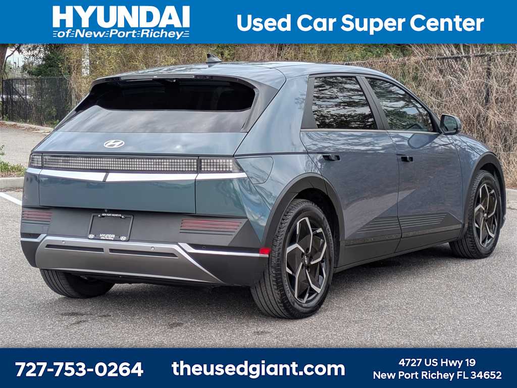 Thumbnail: 2022 Hyundai Ioniq 5 - 5