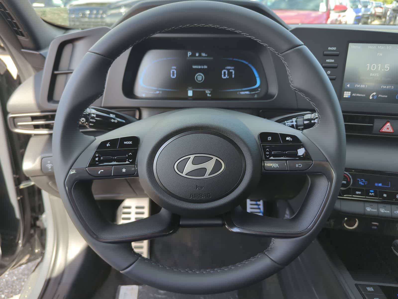 2025 Hyundai Elantra Sport 20