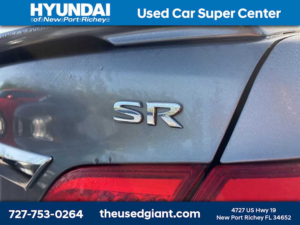 Thumbnail: 2015 Nissan Sentra - 5