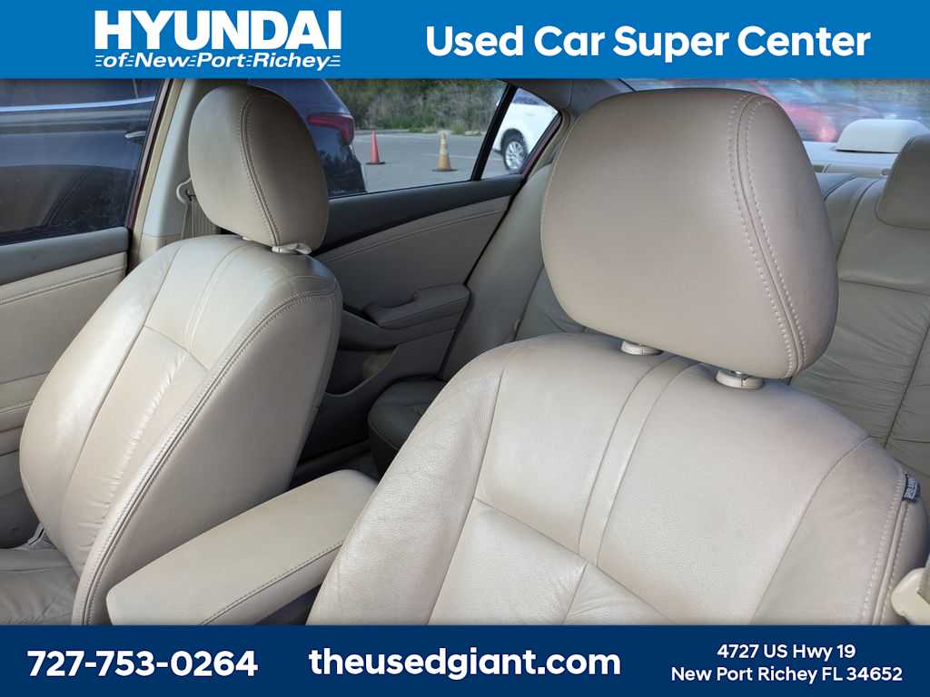 Thumbnail: 2010 Nissan Altima - 3
