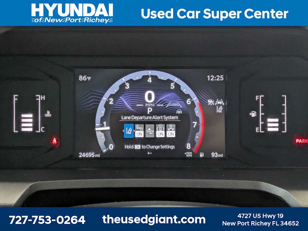 Thumbnail: 2024 Toyota Tacoma - 31