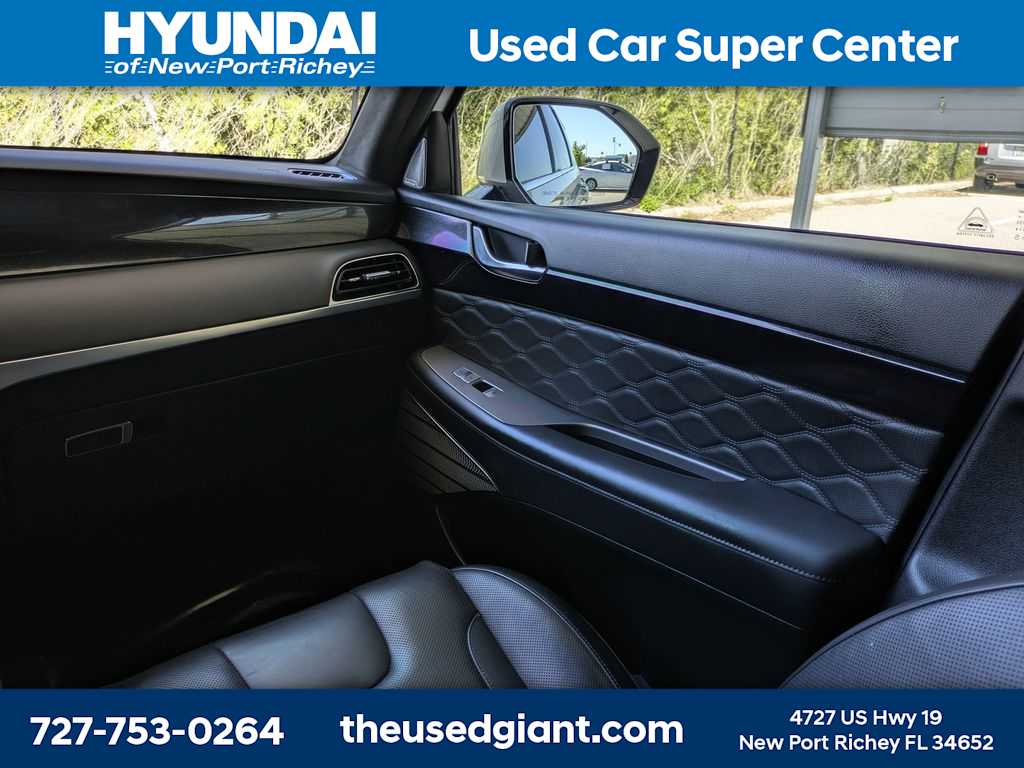 Thumbnail: 2022 Hyundai Palisade - 25