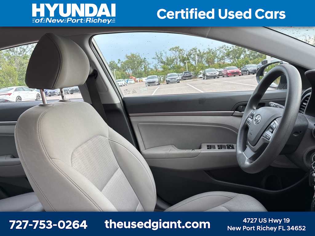 Thumbnail: 2017 Hyundai Elantra - 7