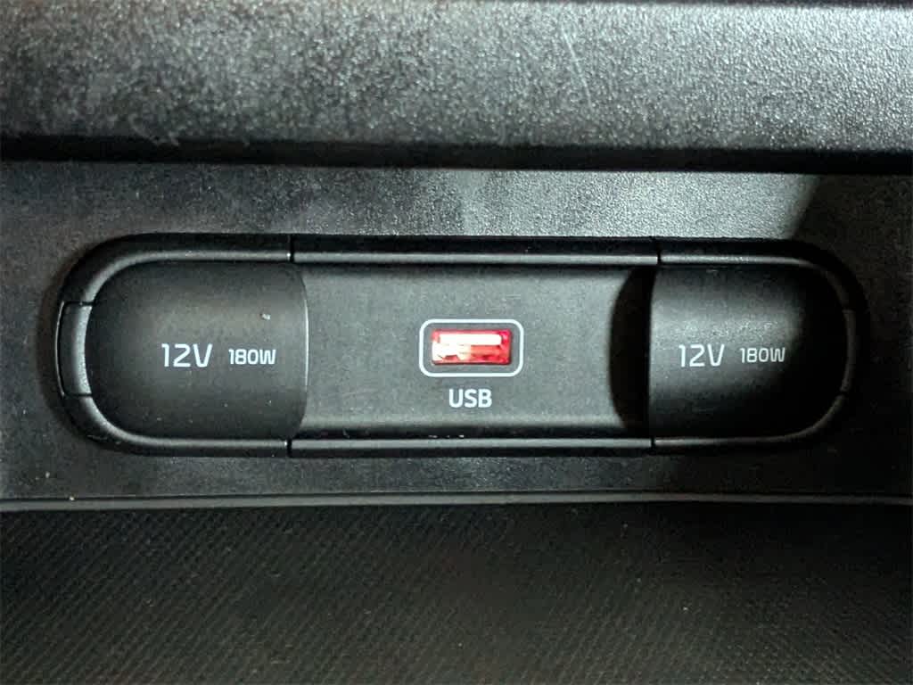 Thumbnail: 2022 Kia Forte - 20