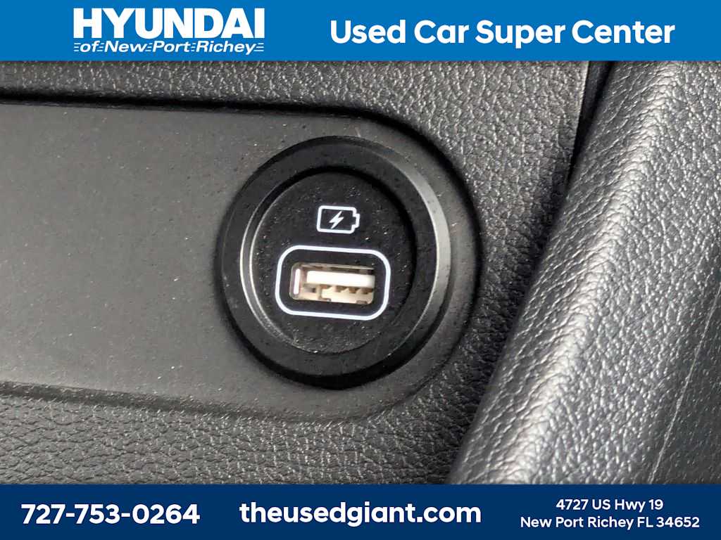 Thumbnail: 2023 Hyundai Santa Fe - 34