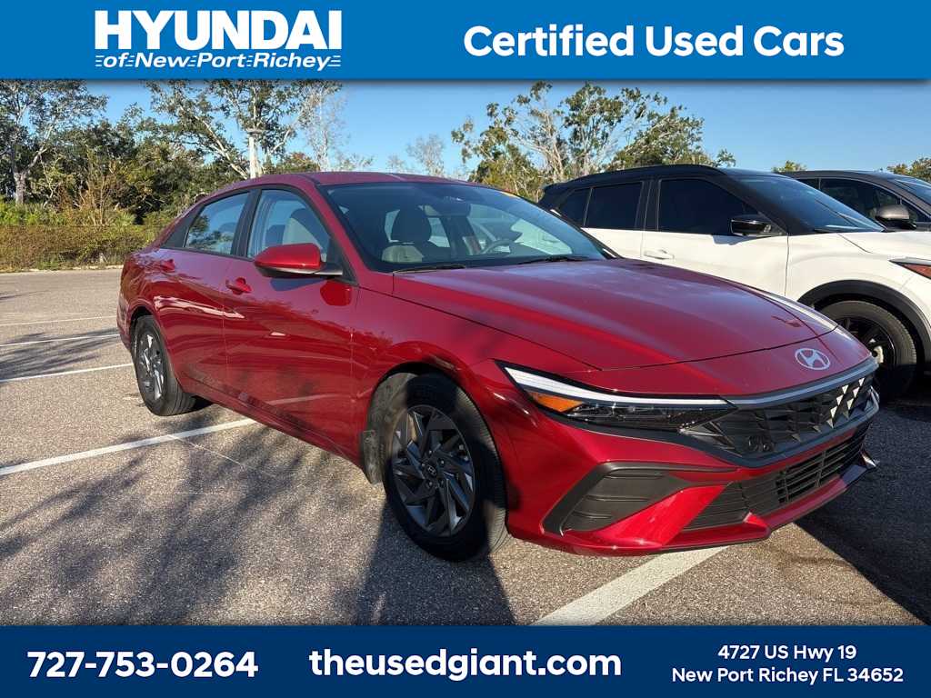 Thumbnail: 2024 Hyundai Elantra - 4