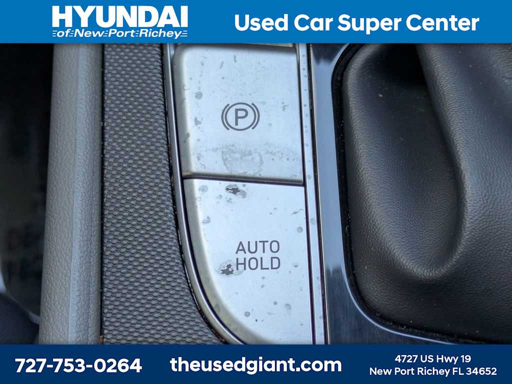 Thumbnail: 2023 Hyundai Elantra - 24
