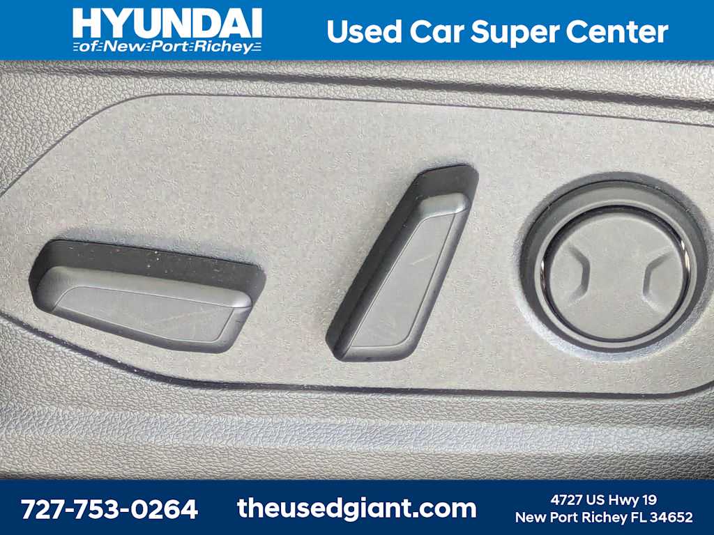 Thumbnail: 2023 Hyundai Santa Cruz - 20