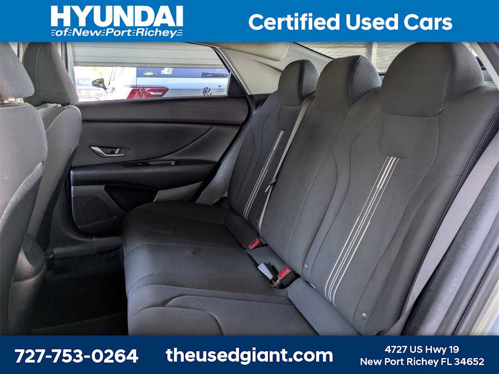 Thumbnail: 2021 Hyundai Elantra - 13