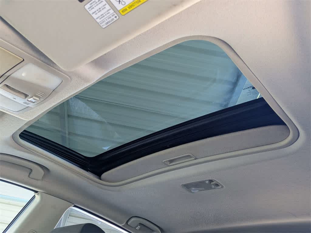 Thumbnail: 2013 Nissan Rogue - 22