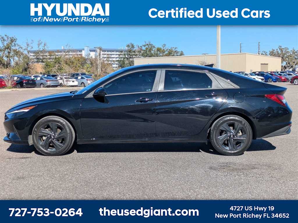 Thumbnail: 2023 Hyundai Elantra - 2