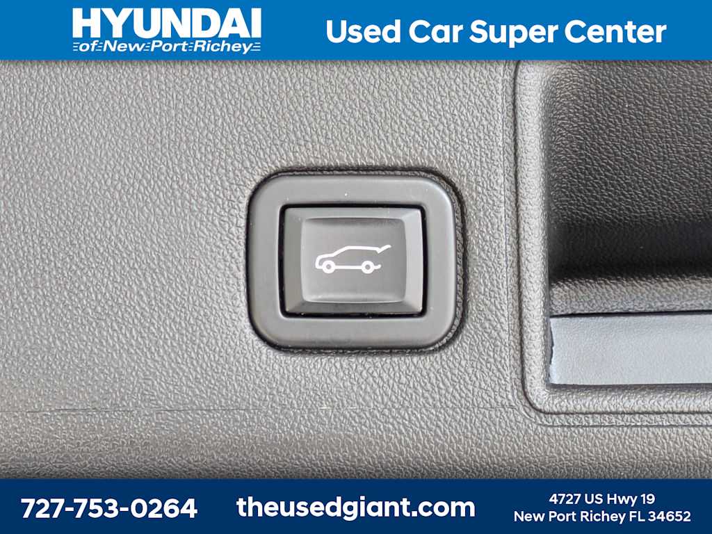 Thumbnail: 2022 GMC Terrain - 13