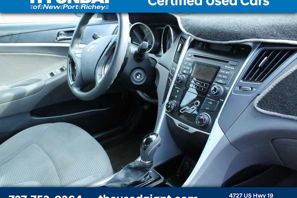 Thumbnail: 2011 Hyundai Sonata - 5