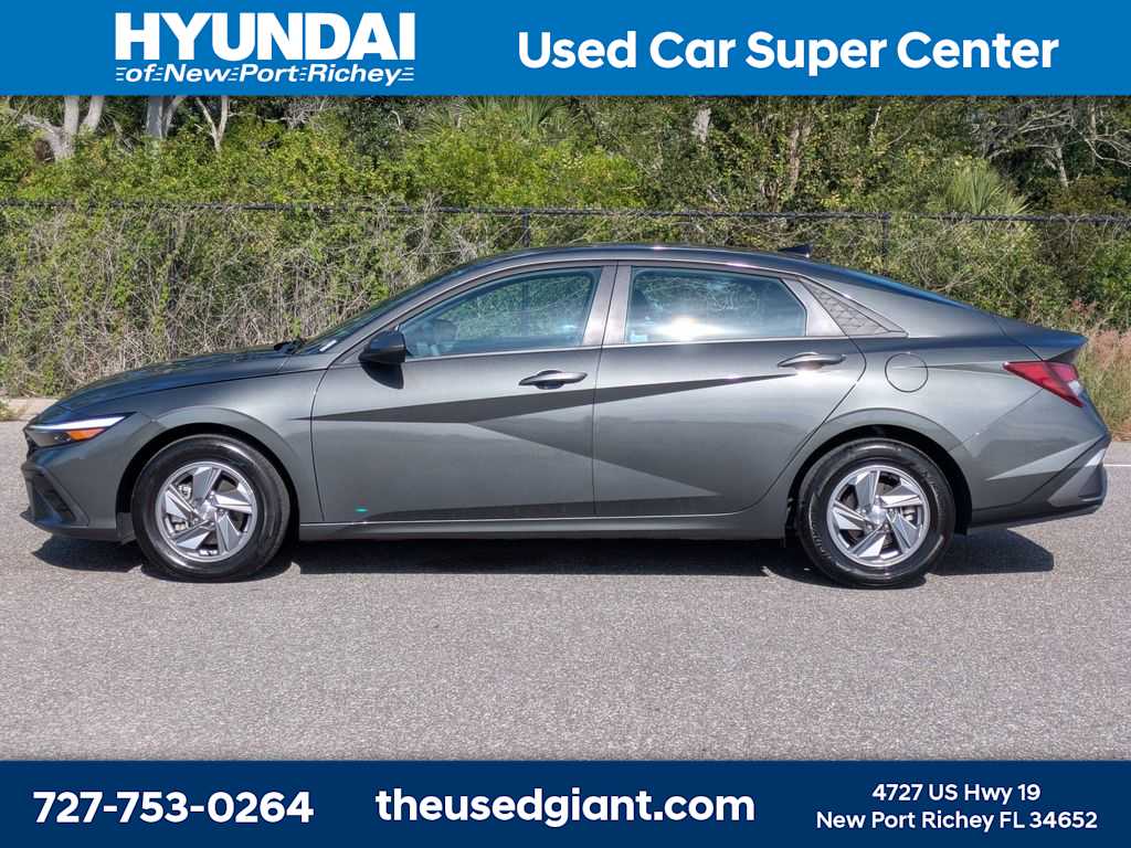 Thumbnail: 2025 Hyundai Elantra - 2