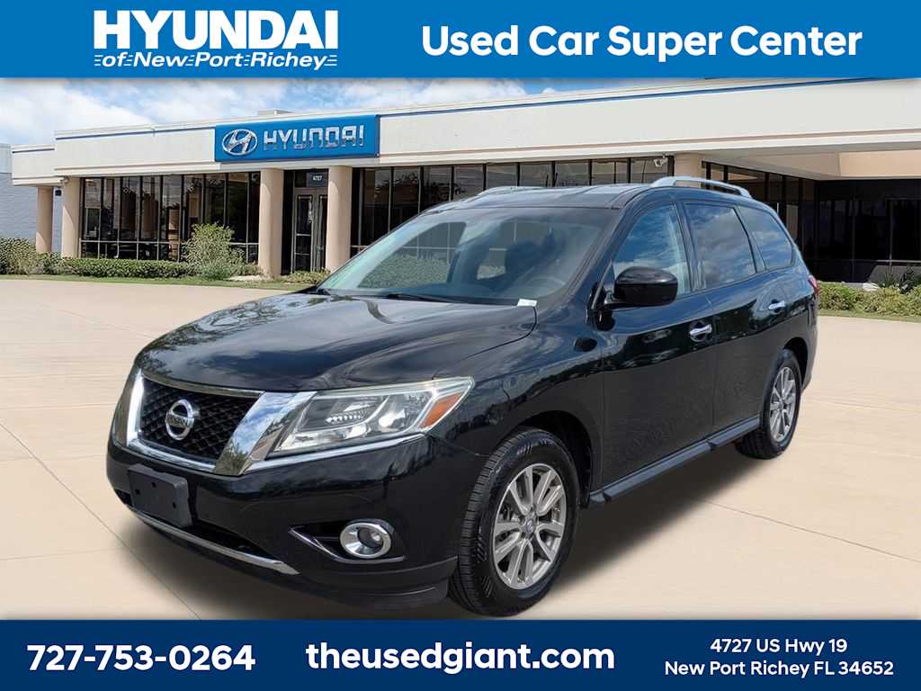 2015 Nissan Pathfinder  -
                  New Port Richey, FL