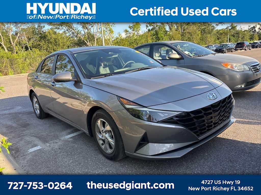 Thumbnail: 2023 Hyundai Elantra - 4