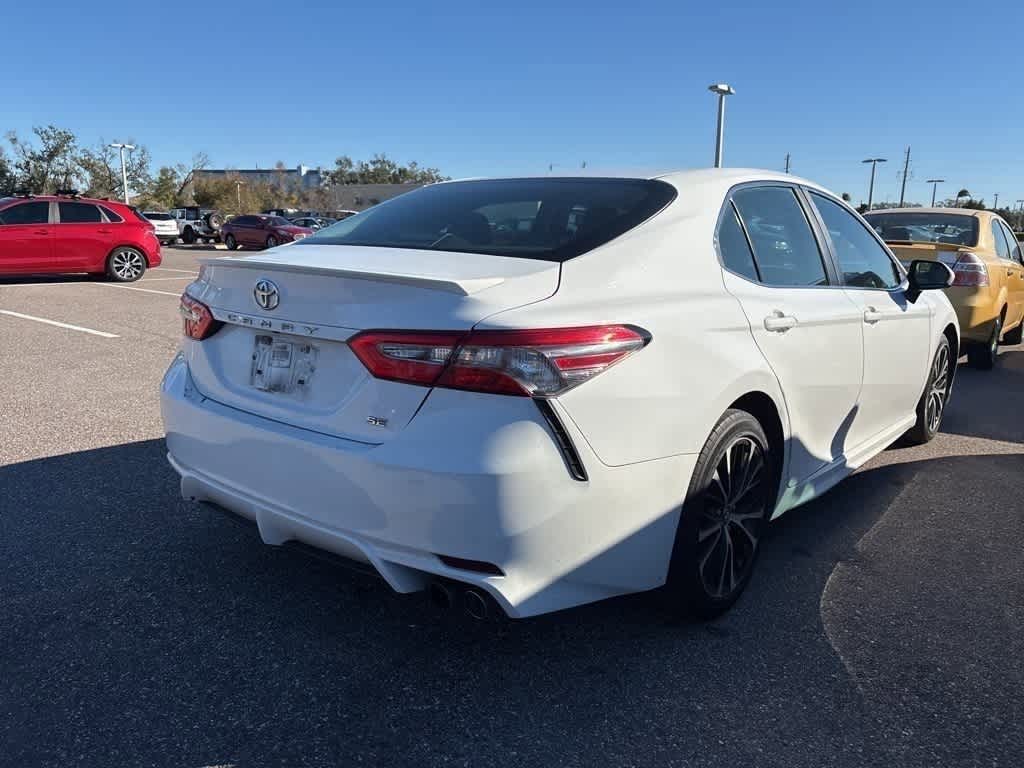 Thumbnail: 2018 Toyota Camry - 3