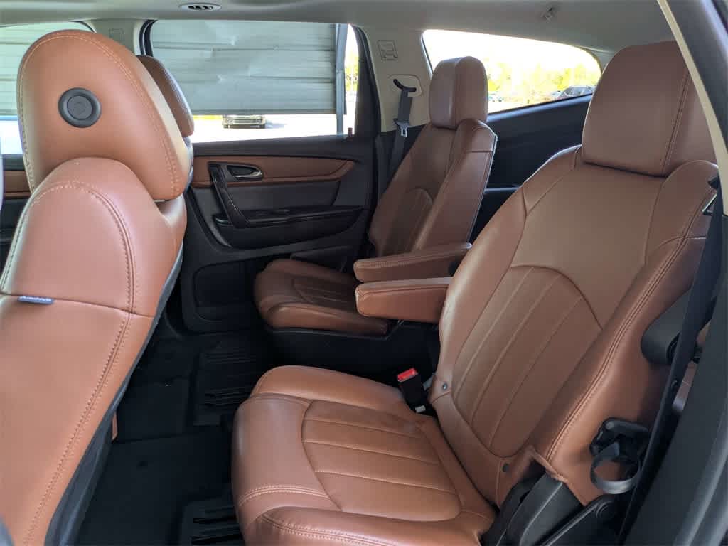 Thumbnail: 2017 Chevrolet Traverse - 17