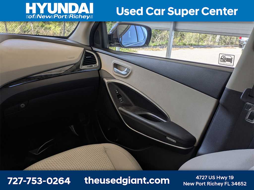 Thumbnail: 2017 Hyundai Santa Fe - 19