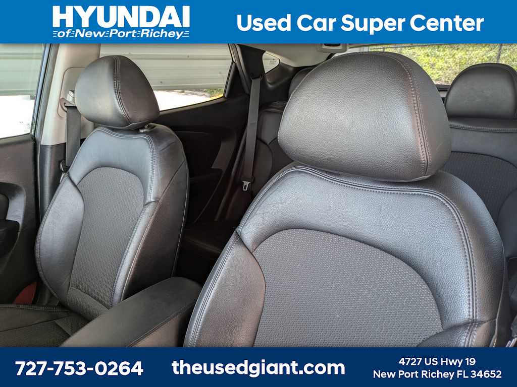 Thumbnail: 2013 Hyundai Tucson - 7