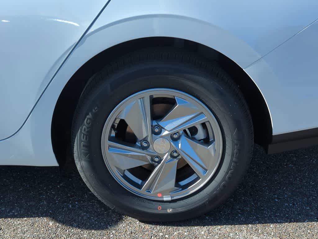 Thumbnail: 2026 Hyundai Elantra - 13