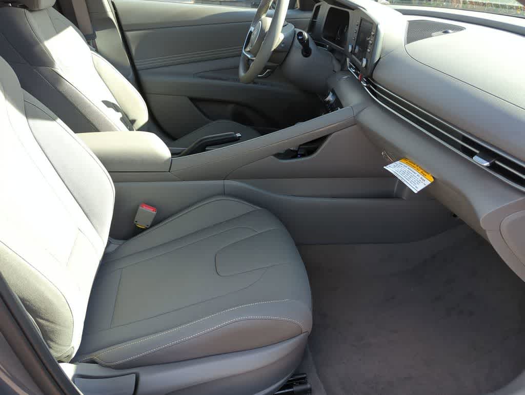 Thumbnail: 2026 Hyundai Elantra - 22