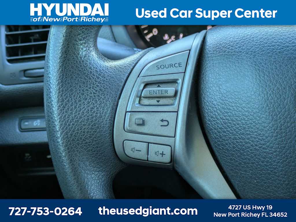 Thumbnail: 2013 Nissan Altima - 24