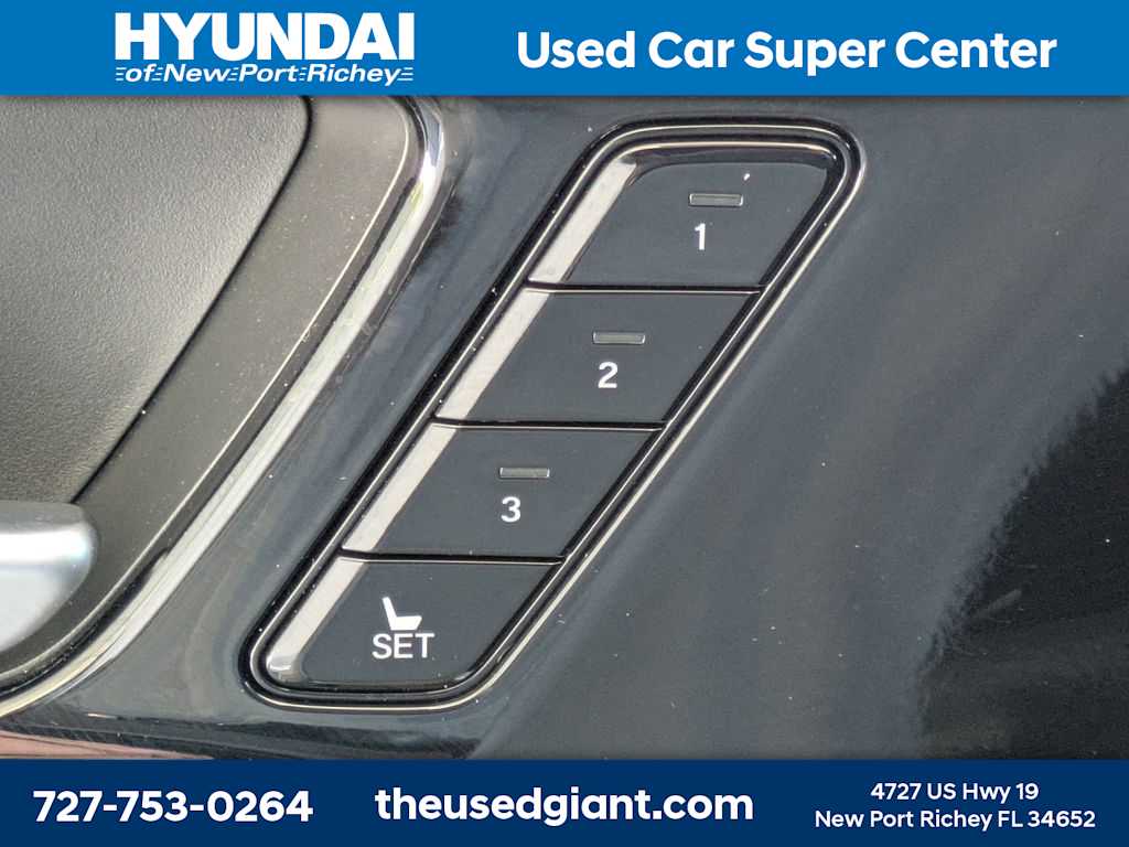 Thumbnail: 2025 Acura MDX - 24